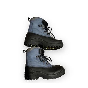 Towne by London Fog Woman’s  Blue Boots.